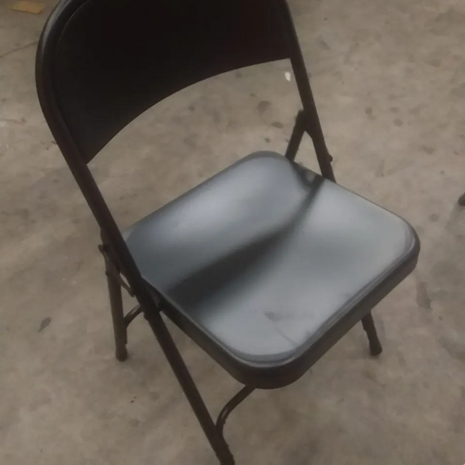 BOXED X3 LASANA RETRO METAL FOLDING BLACK CHAIR 96X20X48