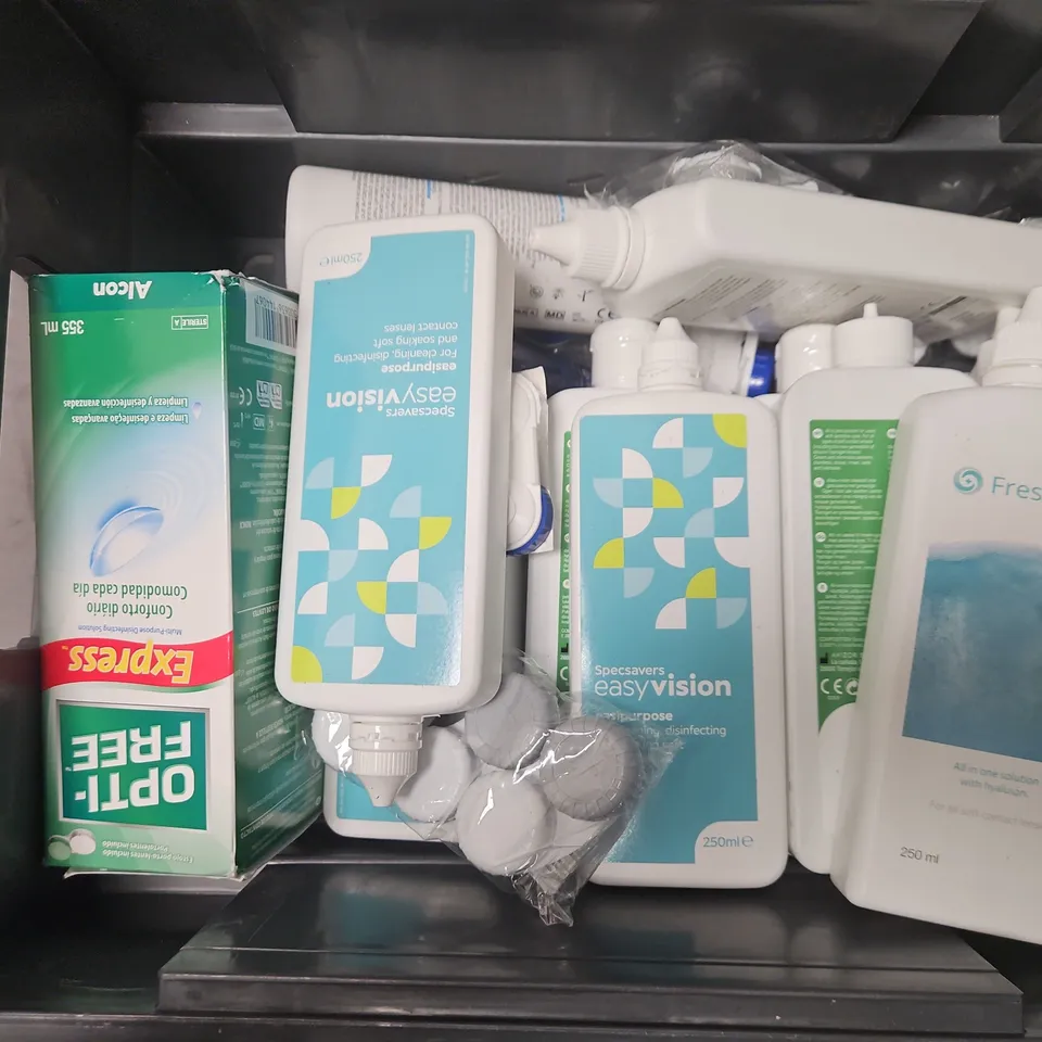 APPROXIMATELY 15 ASSORTED EYE SOLUTIONS TO INCLUDE SPECSAVERS EASYVISION, FRESHCARE, OPTI-FREE EXPRESS, ETC - COLLECTION ONLY