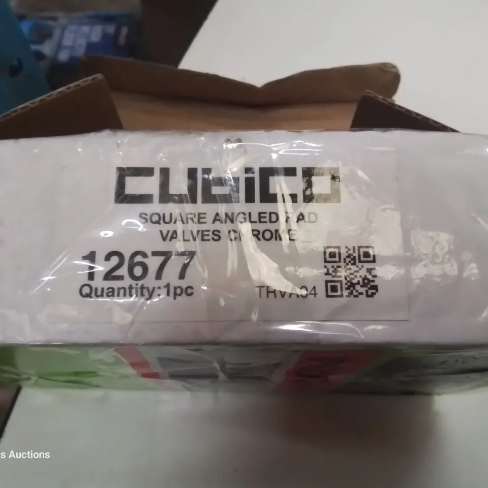 BOXED PAIR SQUARE RADIATOR VALVES CHROME