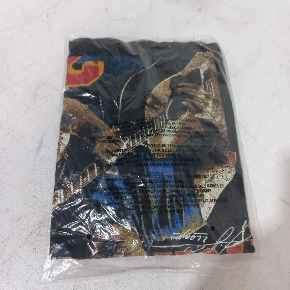 BAGGED ZACH BRYAN EVERGREEN SPORTS T-SHIRT - L