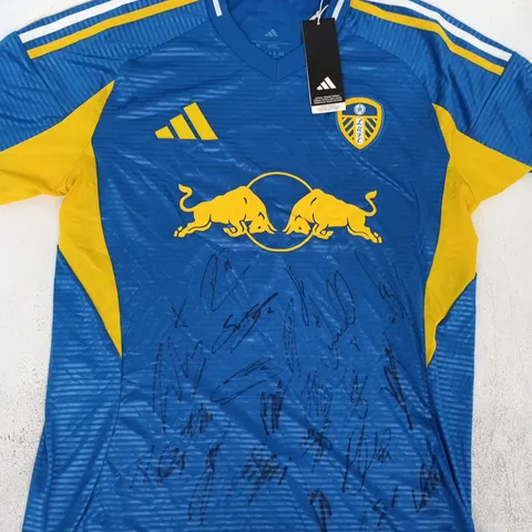 ADIDAS LEEDS UNITED FC 25/26 SIGNED AWAY JERSEY SIZE MEDIUM