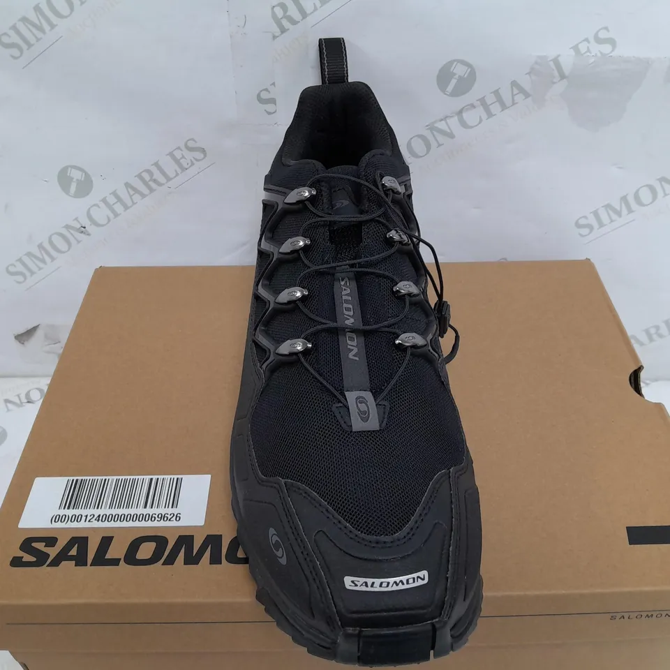 BOXED PAIR OF SALOMON OUTDOOR PLEIN AIR TRAINERS IN BLACK - UK 12.5