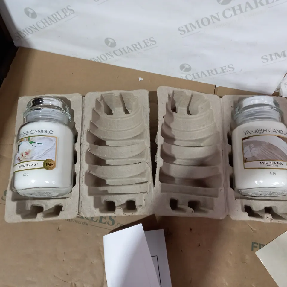 BOXED YANKEE CANDLE WEDDING DAY AND ANGEL'S WINGS CANDLE SET