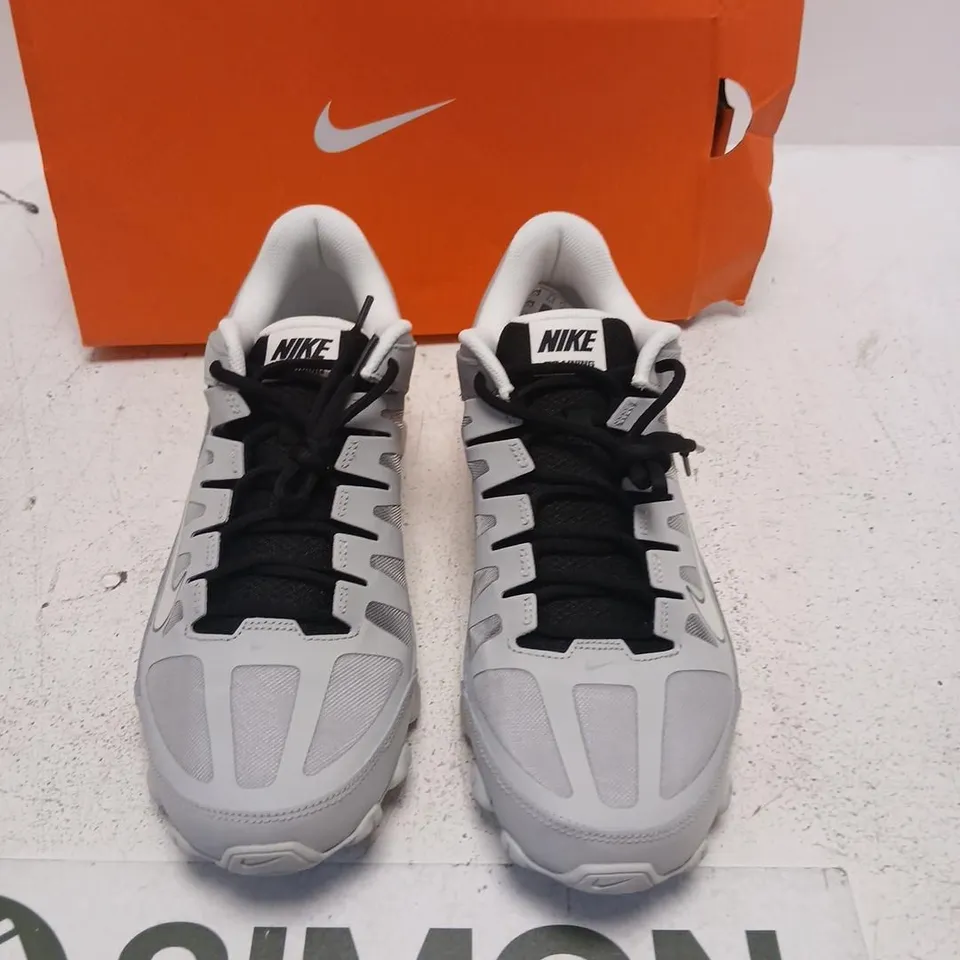 NIKE REAX 8 TR MESH TRAINERS – GREY/BLACK, UK 10.5
