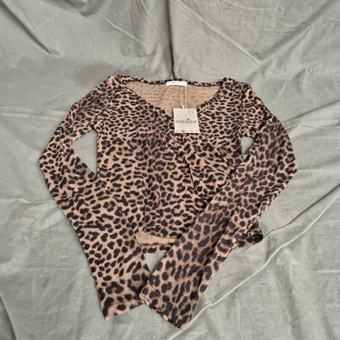 STR TEEN LONG SLEEVE TOP IN LEOPARD SIZE L