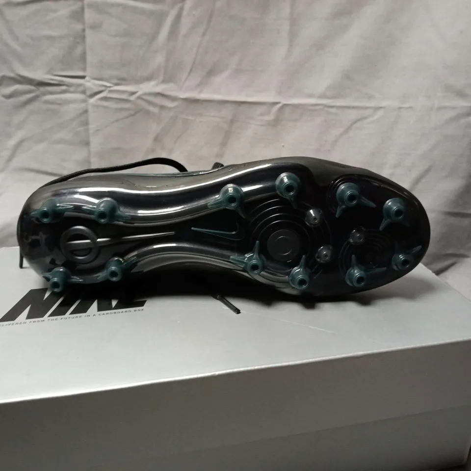 Nike Black Football Boots – UK SIZE 5.5 -  Boxed