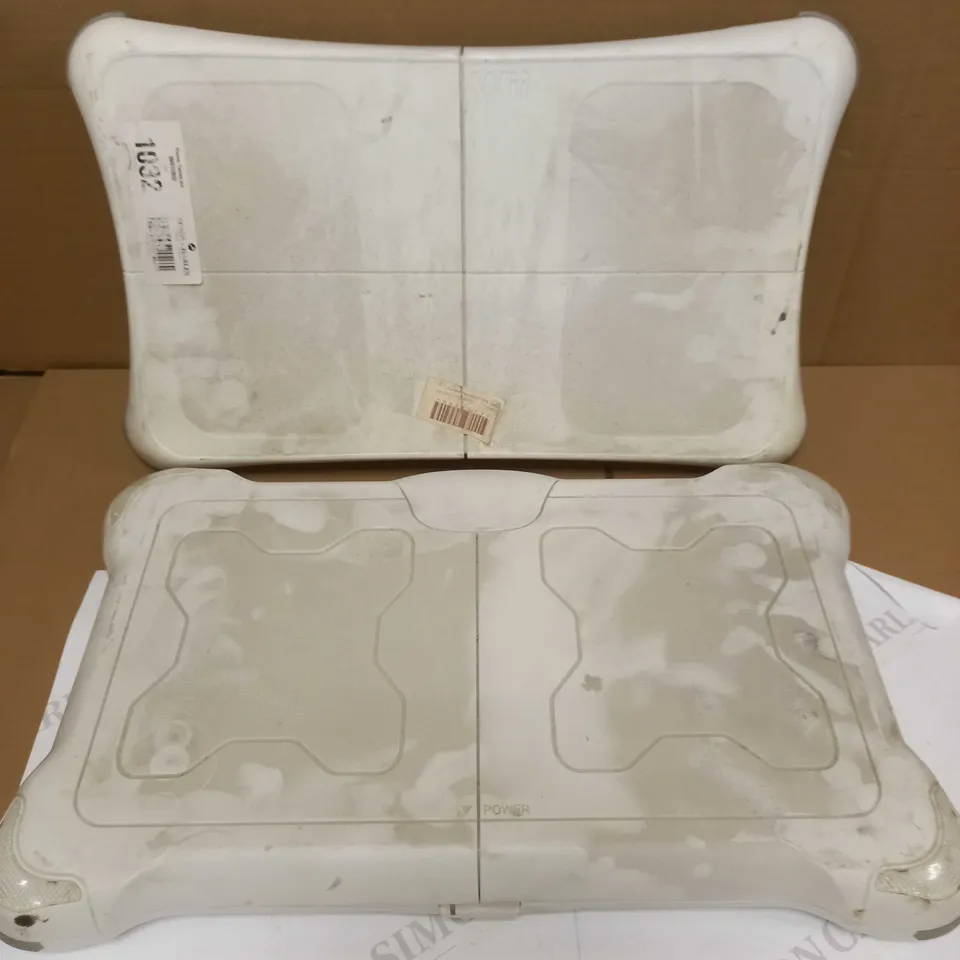 LOT OF 2 NINTENDO WII BALANCE BOARDS	