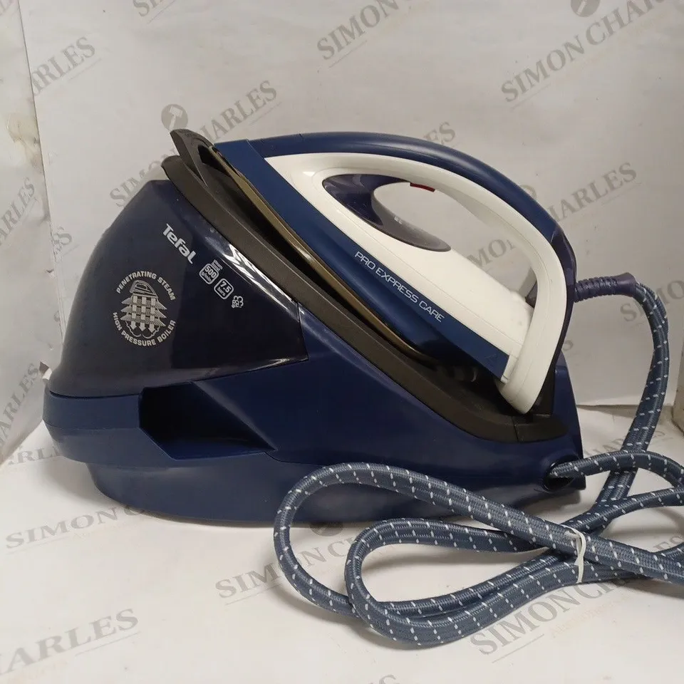 TEFAL PRO EXPRESS CARE PENETRATING STEAM HIGH PRESSURE BOILER. 