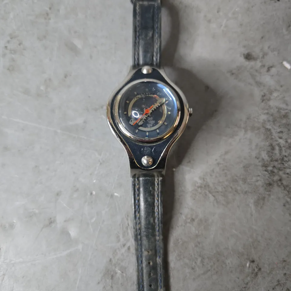 FISHBONE FISH EYE CASE WATCH