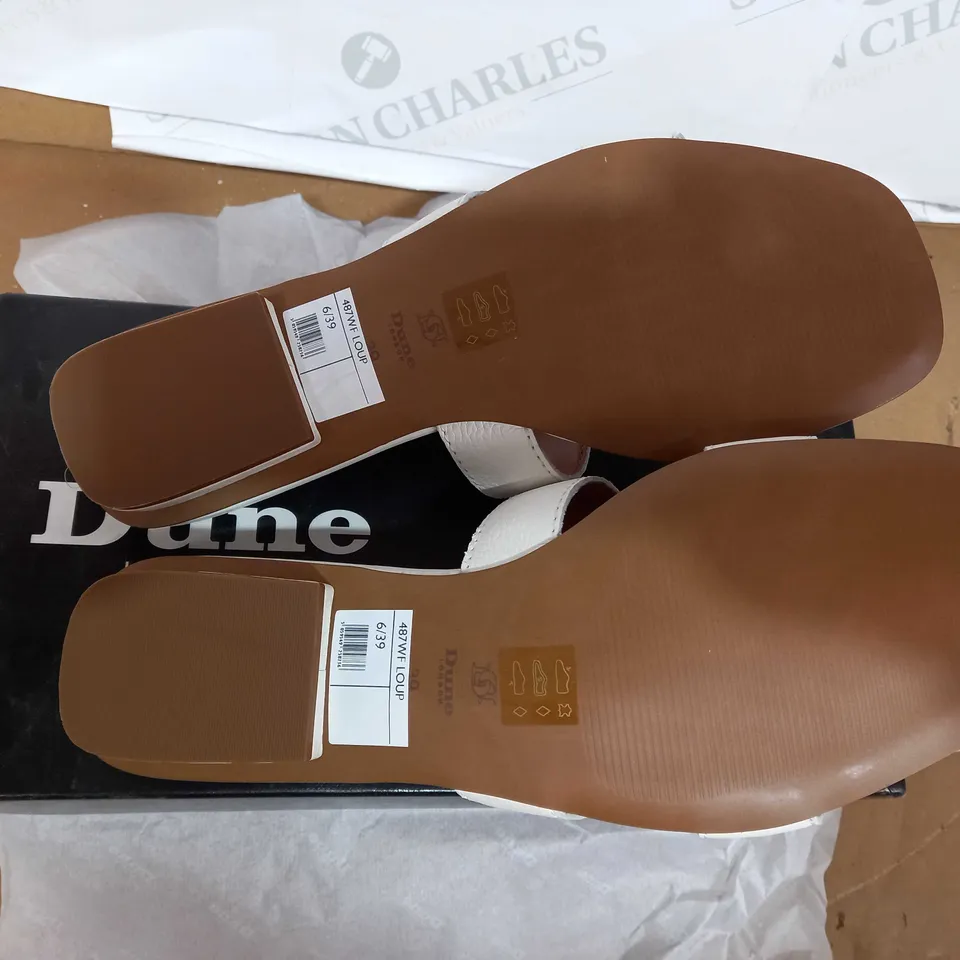 DUNE WIDE FIT LOUPE SLIDE SANDAL, WHITE, SIZE 6