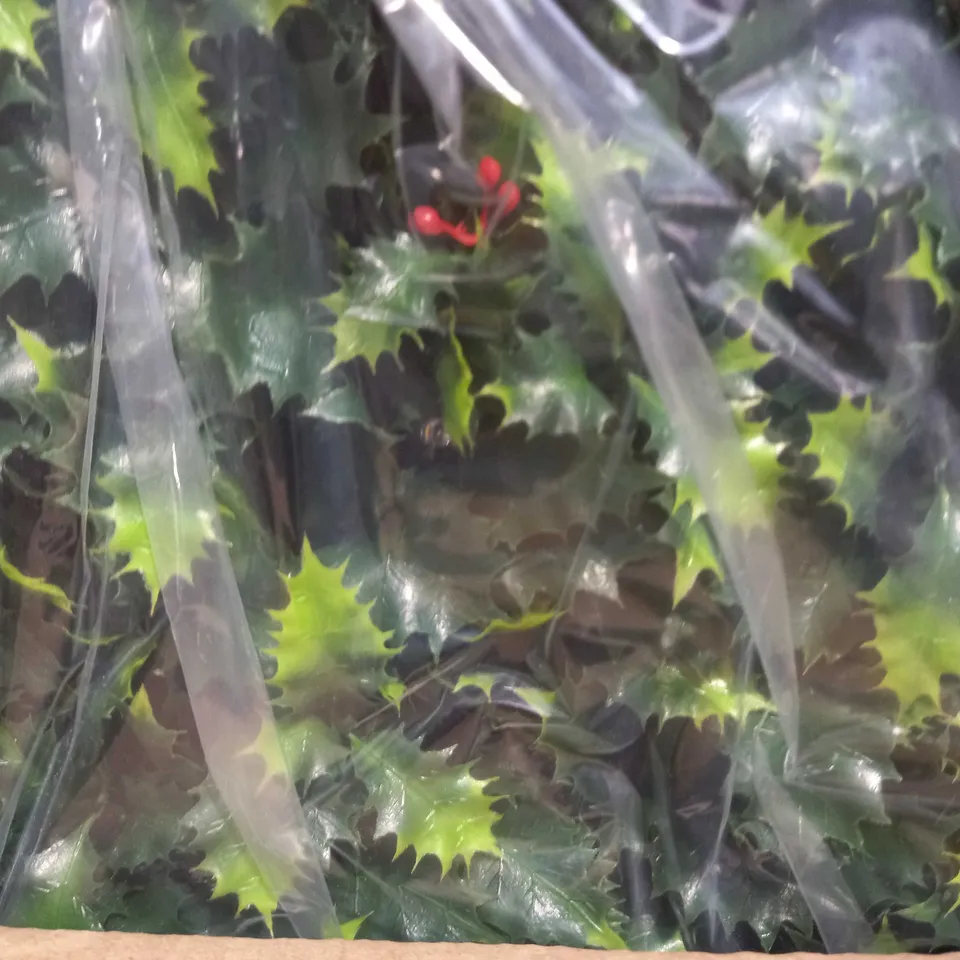 GARDEN REFLECTIONS PRE-LIT HOLLY TRELLIS - COLLECTION ONLY