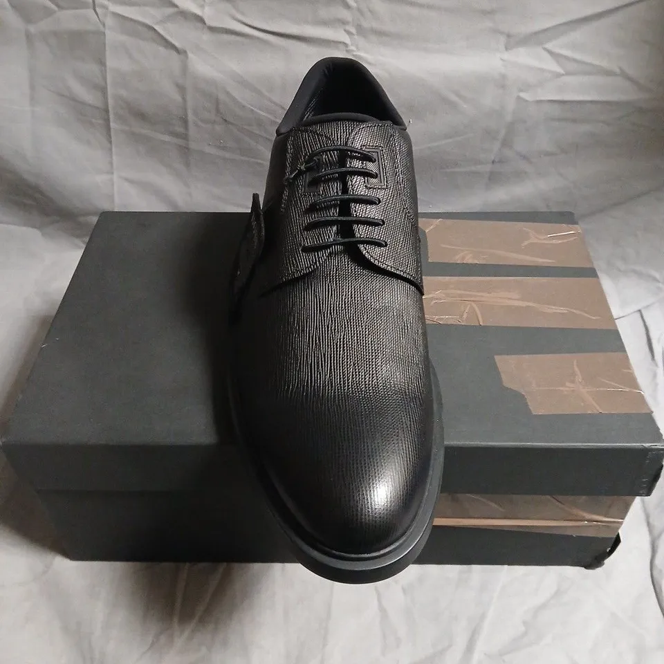 HUGO BOSS FIRST CLASS DERBY SHOES IN BLACK - 11