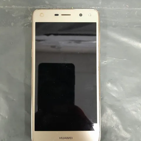 HUAWEI Y6 SMARTPHONE