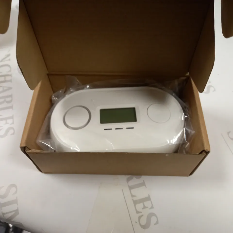 ELECTROCHEMICAL CARBON MONOXIDE DETECTOR