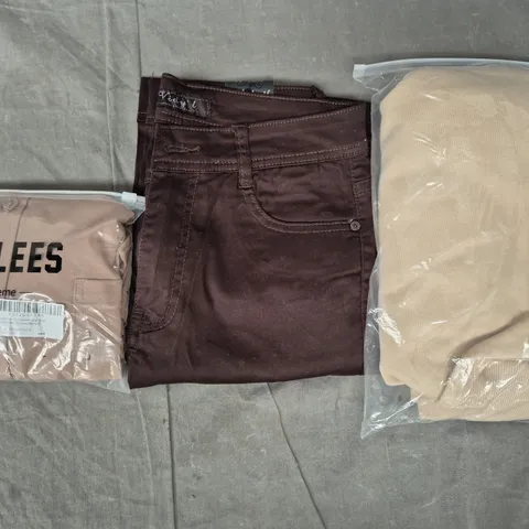 BOX OF APPROXIMATELY 20 ASSORTED CLOTHING AND FASHION ITEMS IN VARIOUS STYLES, SIZES, AND COLOURS - COLLECTION ONLY