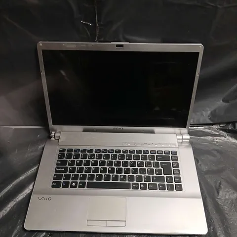 SONY VAIO LAPTOP – SILVER/BLACK, PCG-3D