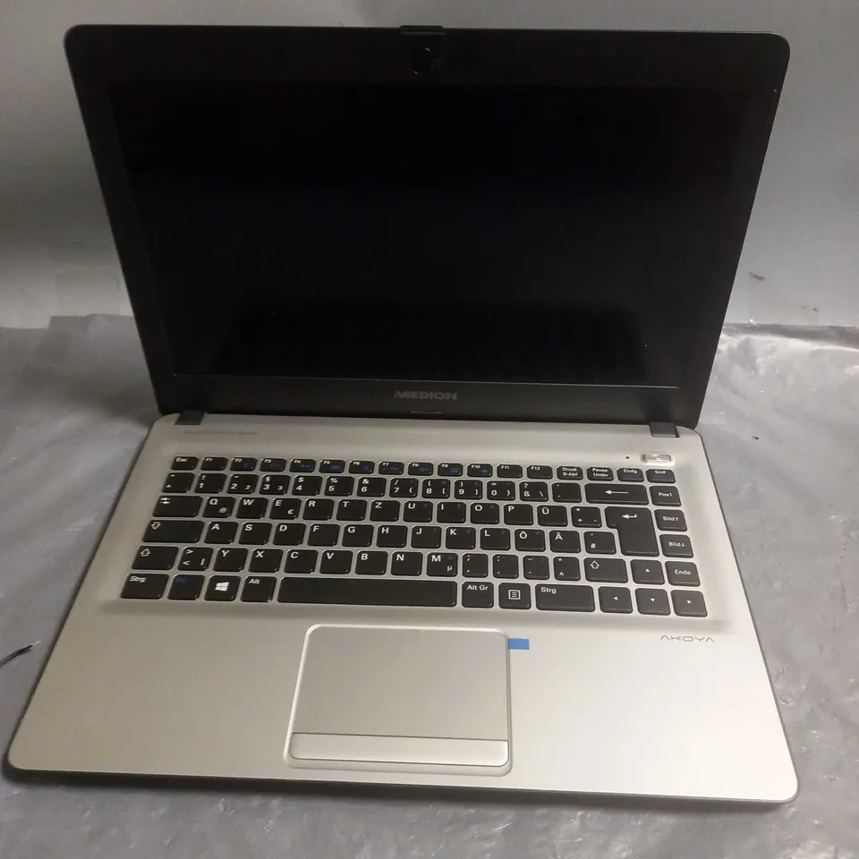 MEDION AKOYA LAPTOP