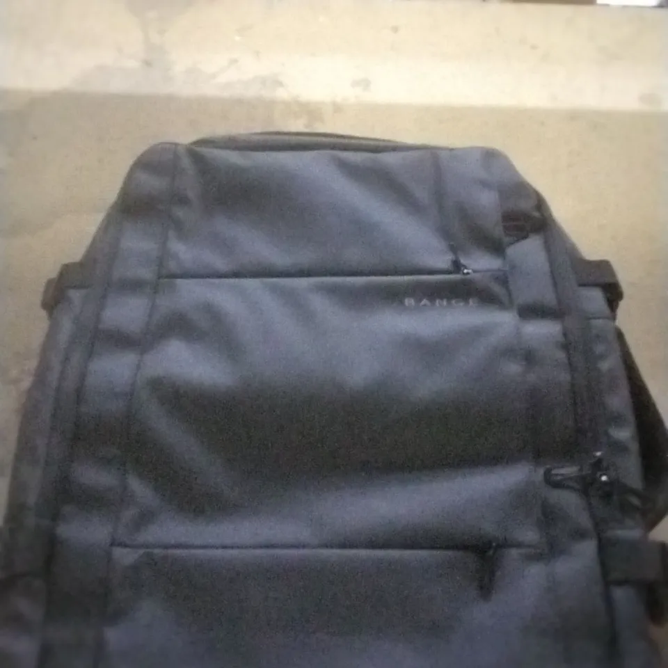 BAGGED BANGE BACKPACK - BLACK