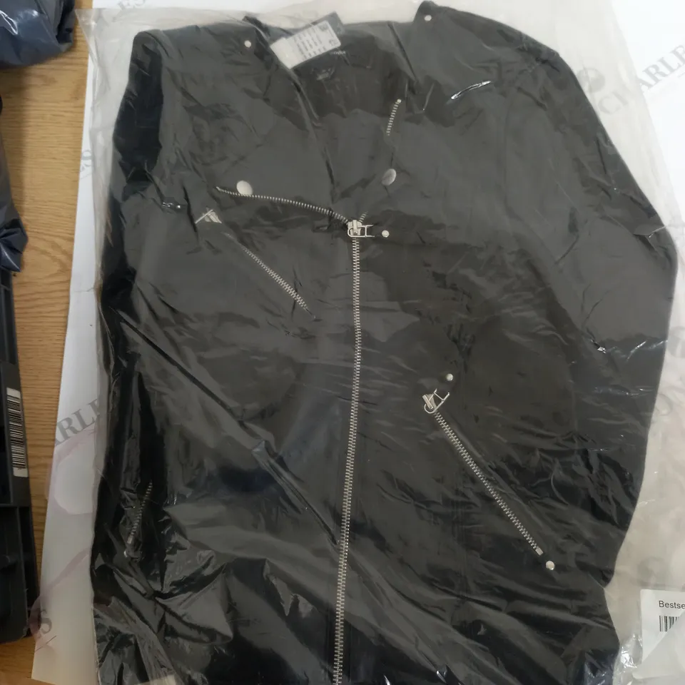 VERA MODA BLACK LEATHER JACKET SIZE M