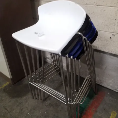 LOT OF 5 STOOLS