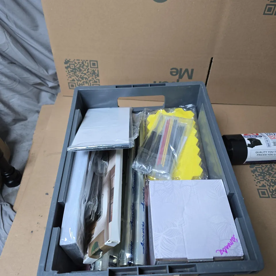 TOTE OF APPROXIMATELY 14 ASSORTED ITEMS TO INCLUDE: REFUSE SACKS 