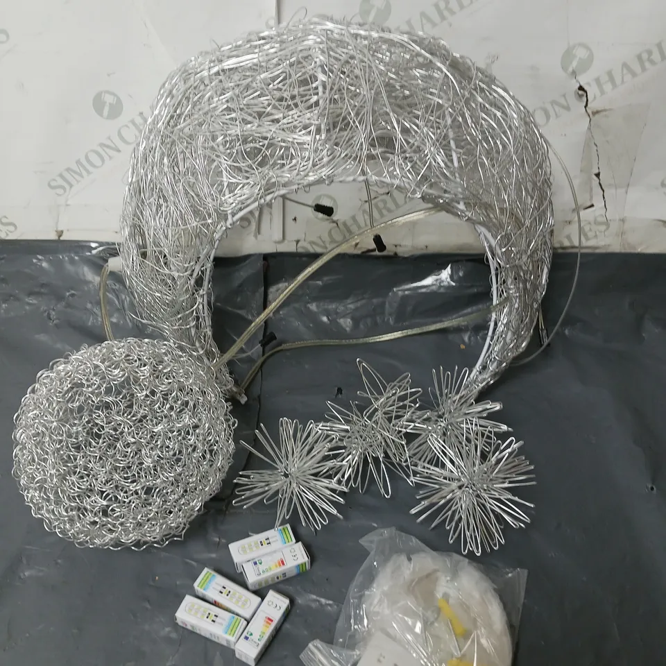 BOXED DESIGNER MOON & STARS WIRE DESIGN LIGHTS 
