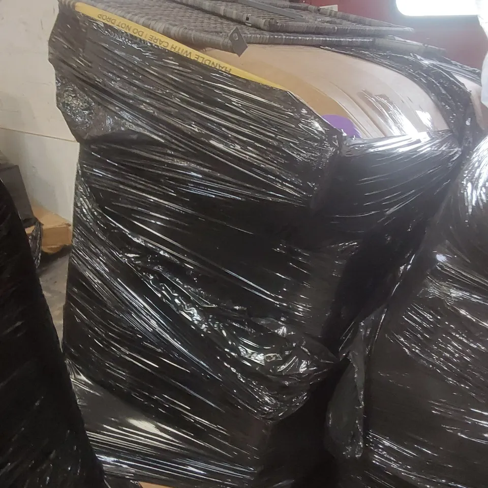 PALLET CONTAINING A VERY LARGE QUANTITY OF ASSORTED DESIGNER GARDEN FURNITURE PARTS