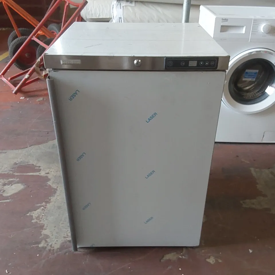 STERLING SPZ751ST 116L FREEZER