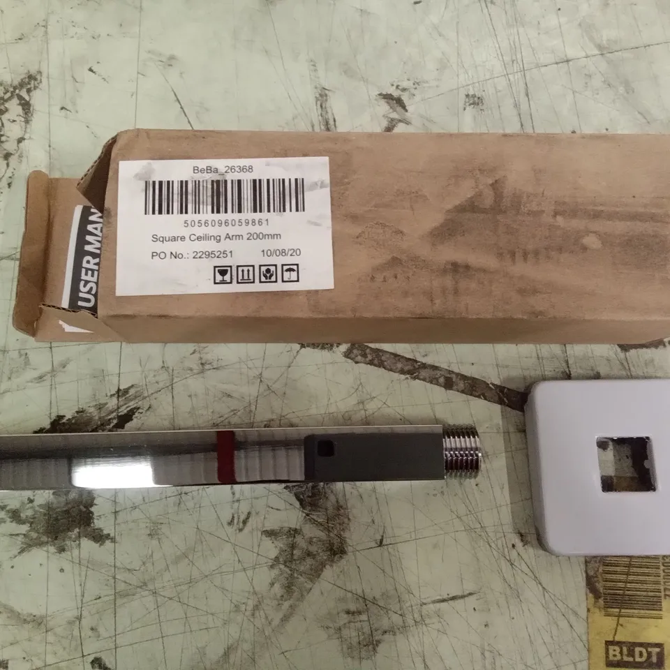 BOX OF ASSORTED PARTS INCLUDING ROUND CEILING ARMS 200MM, ABS BRACKETS WITH CHROME PLATING, SQUARE CEILING ARMS 200MM 