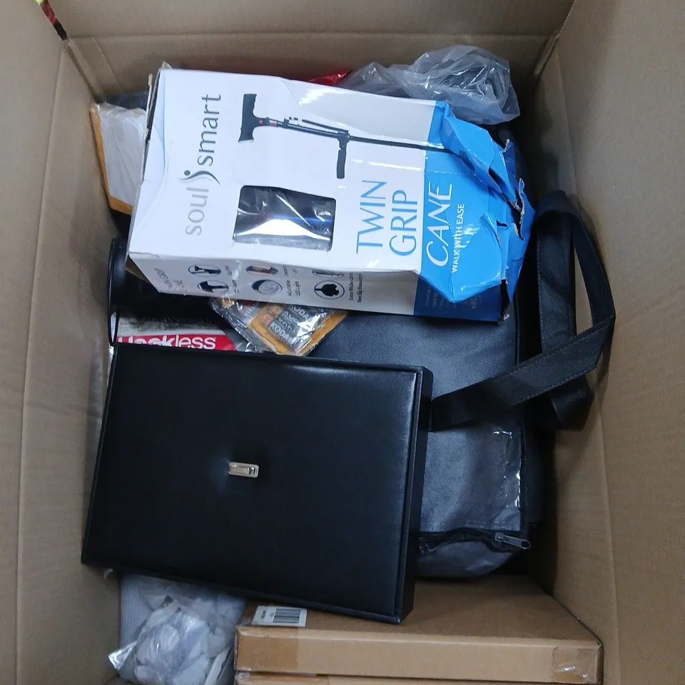 LARGE QUANTITY OF ASSORTED ITEMS TO INCLUDE SCENTED CANDLE, CHRISTMAS DECORATION, HAIR MOUSSE, BIODEGRADABLE GARBAGE BAGS, ETC - COLLECTION ONLY