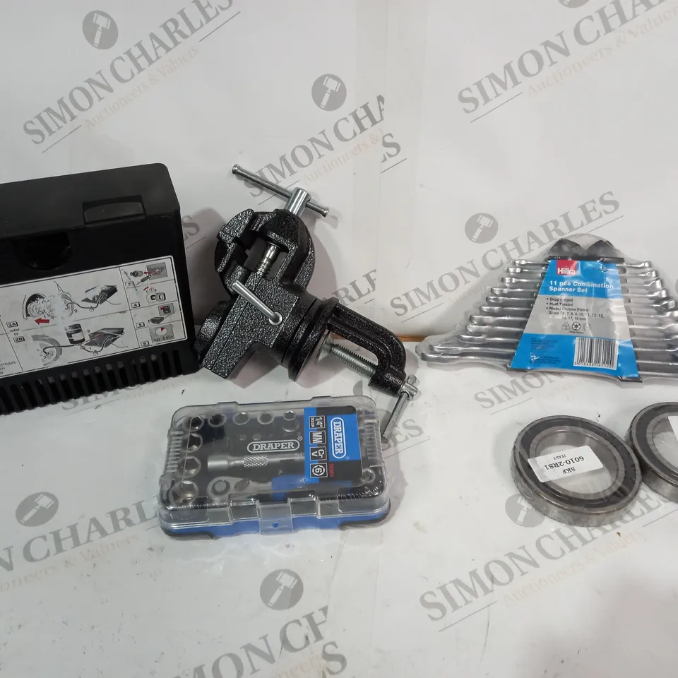 BOX OF APPROX 10 ASSORTED ITEMS INCLUDING SOCKET SET, BENCH VICE AND ASSORTED BEARINGS