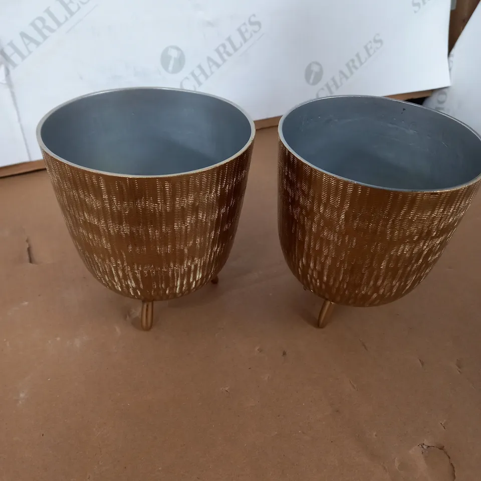 AMARA GOLD EFFECT FOOTED T-LIGHT HOLDERS
