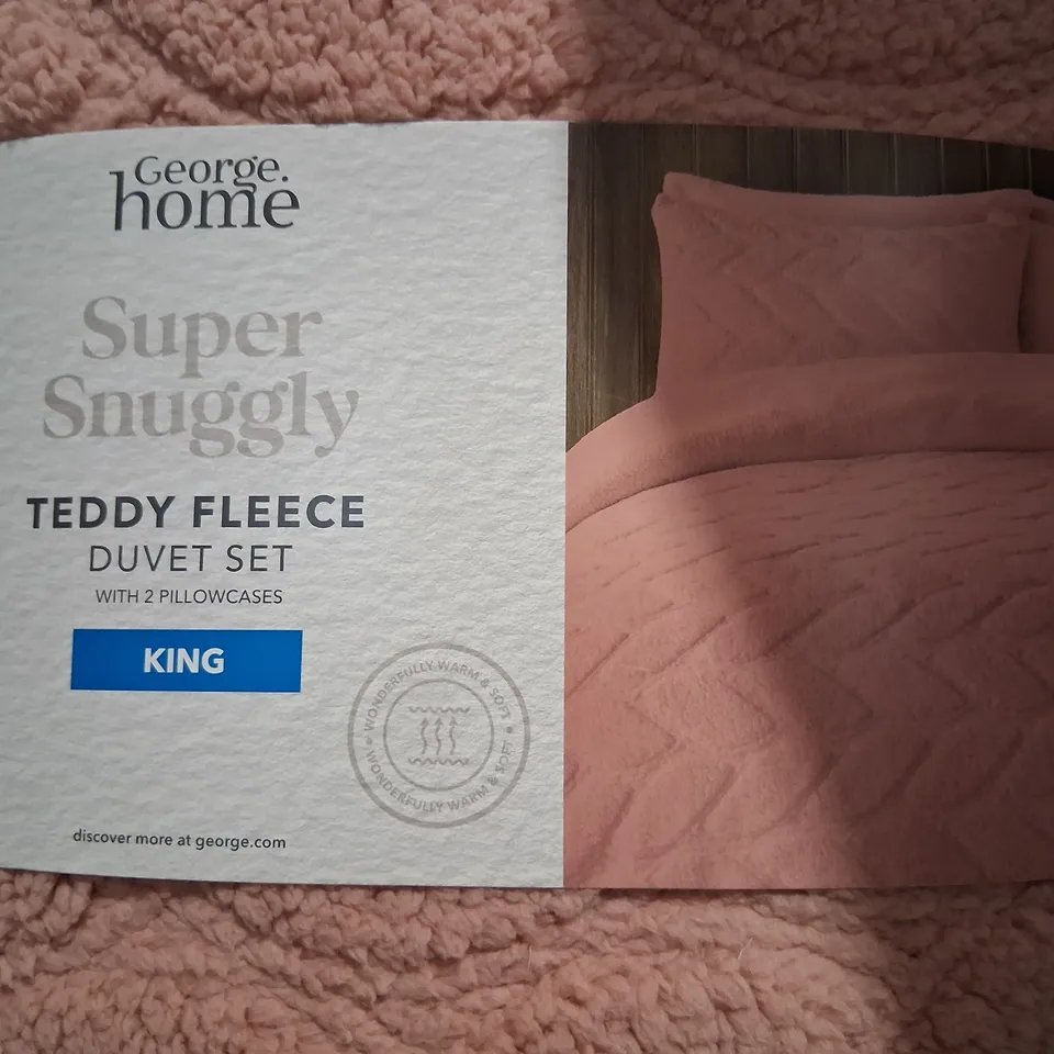 SIX BRAND NEW SUPER SNUGGLY TEDDY FLEECE DUVET SET WITH TWO PILLOWCASES KING