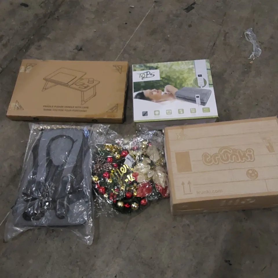 PALLET TO CONTAIN ASSORTED HOUSEHOLD ITEMS AND CONSUMER PRODUCTS. INCLUDING BACKPACK, ELECTRIC UNDER BLANKET, CHRISTMAS DECOR, BOXED FURNITURE ETC
