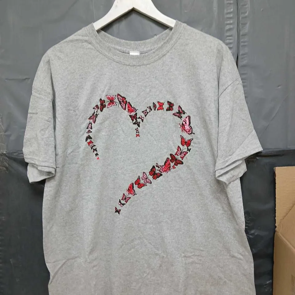 BOX OF APPROXIMATELY 15 LADIES T-SHIRTS - GREY BUTTERFLY MOTIF - SIZE L/XL