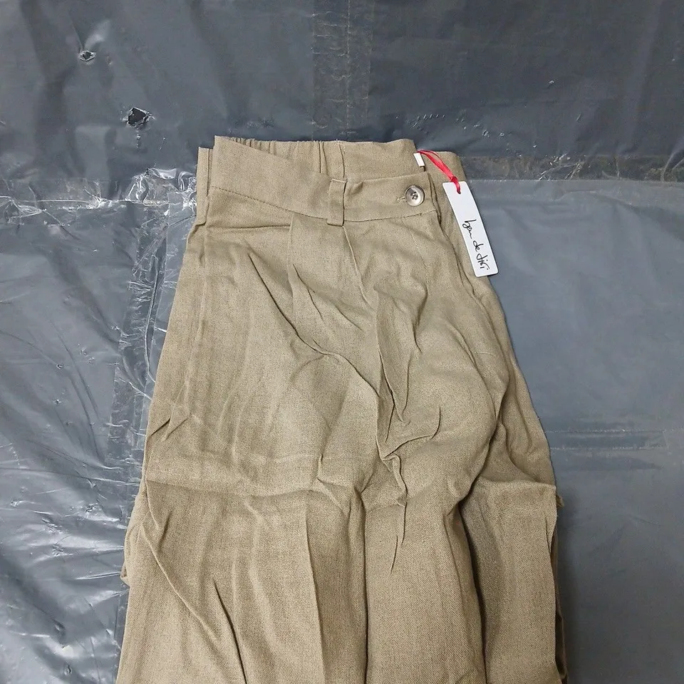 BEN DE LISI LINEN BLEND TROUSERS PETITE IN STONE - SIZE 14