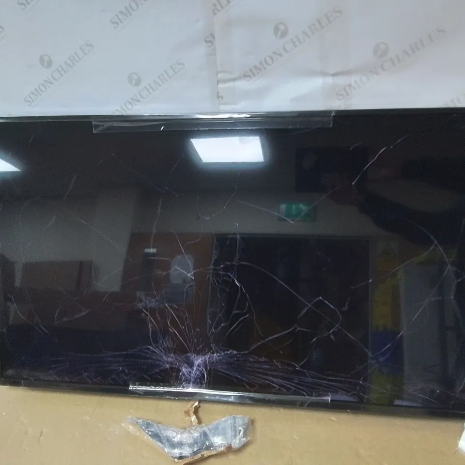 LG UHD AI THINQ 43 INCH TV 43UQ70 - COLLECTION ONLY