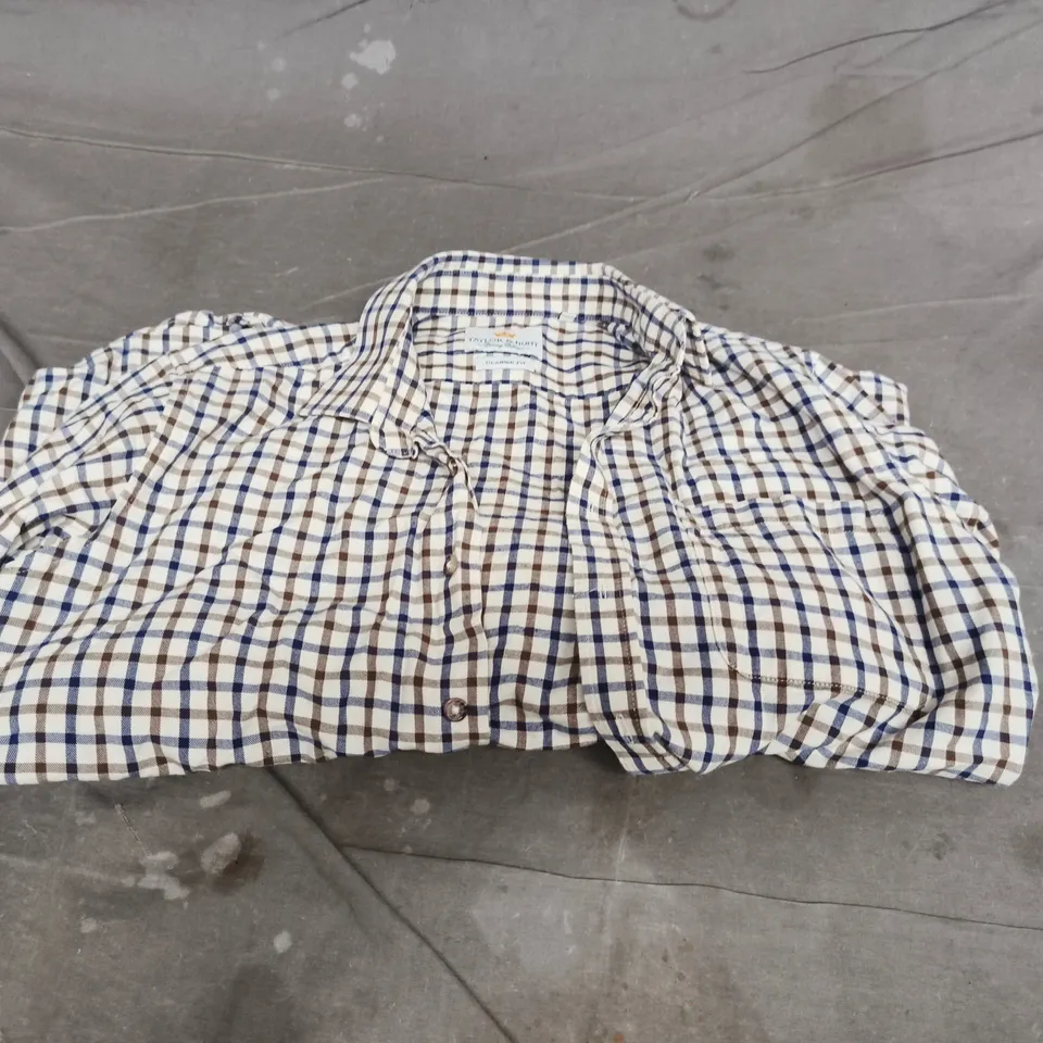 TAYLOR & HUNT COUNTRY COLLECTION CHECKED SHIRT – CLASSIC FIT, COLLAR 41 CM (16 IN)