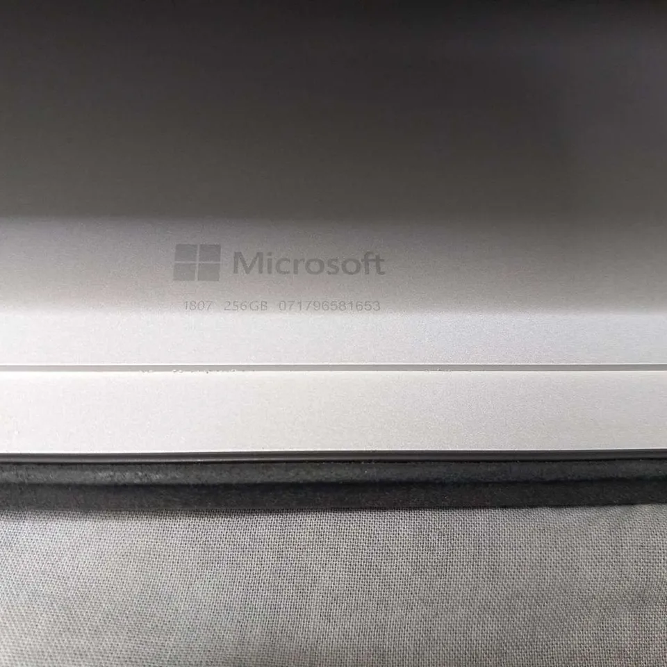 MICROSOFT SURFACE PRO 256GB