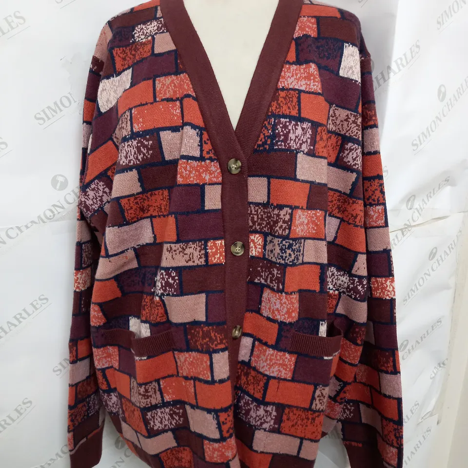 JOANIE CORONATIONSTREET TATLOCK V-NECK CARDIGAN IN HENNA - UK XXL