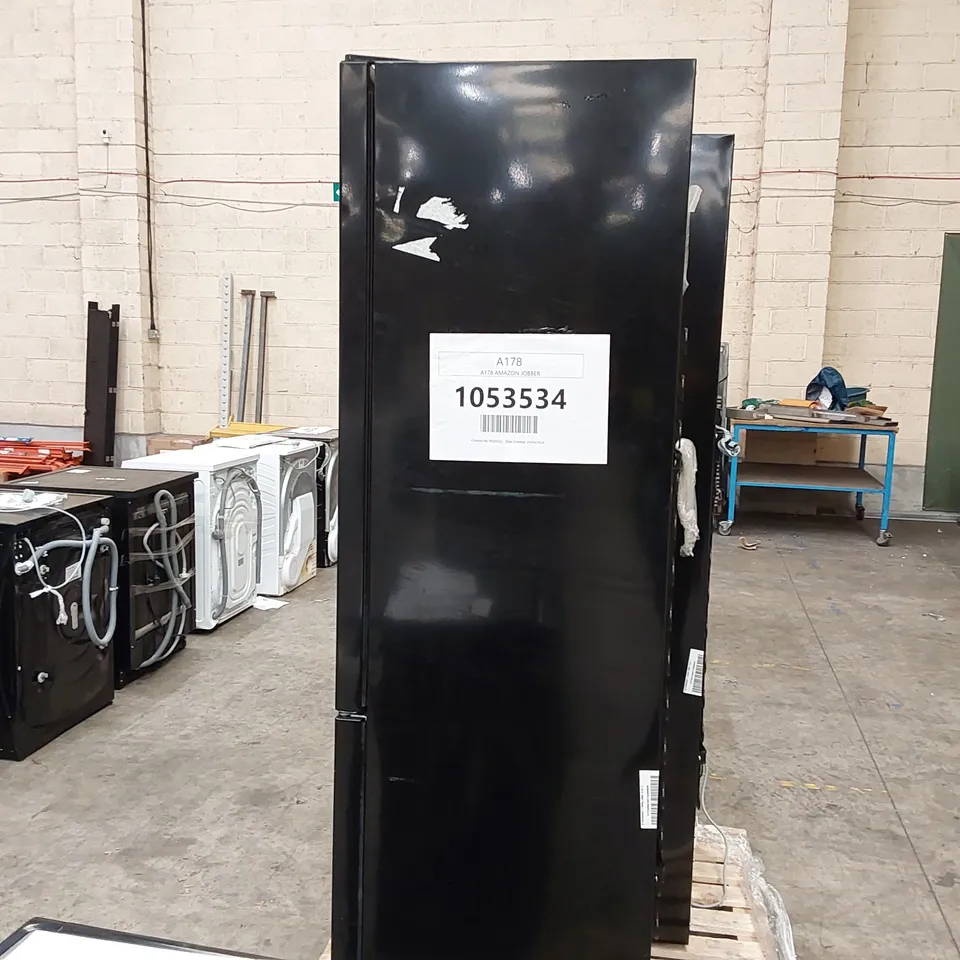 RUSSELL HOBBS RH180FFFF55B FREESTANDING FROST FREE FRIDGE FREEZER WITH ADJUSTABLE THERMOSTAT & FEET, 70/30 279L 180CM HIGH, LED LIGHT - BLACK