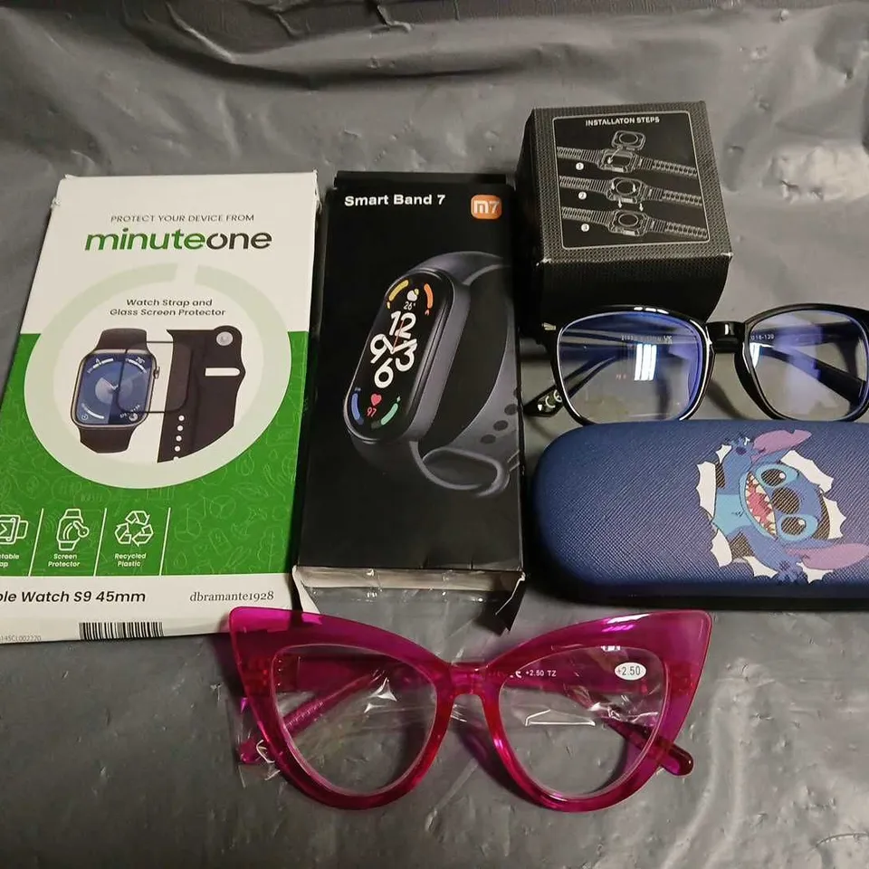 APPROXIMATELY 12 ASSORTED ITEMS TO INCLUDE - STITCH GLASSES CASE , SMART BAND 7 ,MINUTE ONE WATCH STAP ETC