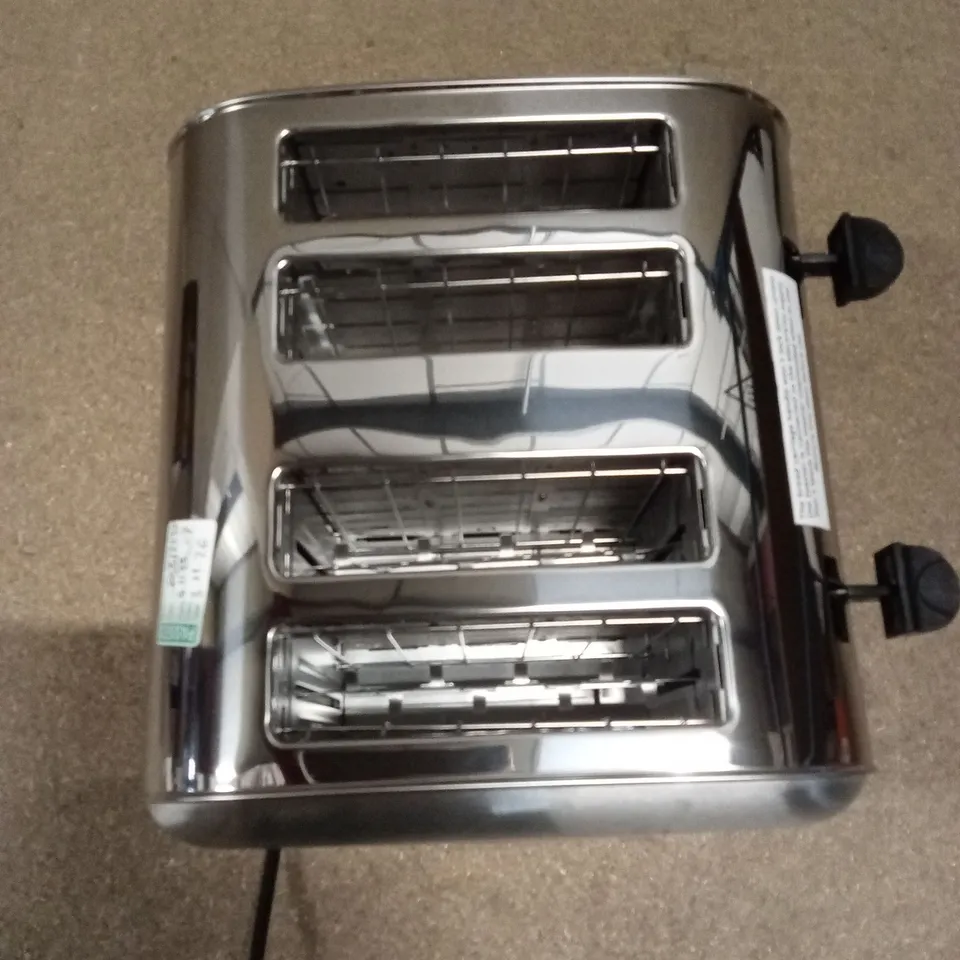 BOXED MORPHY RICHARDS CLASSICS 4-SLICE TOASTER