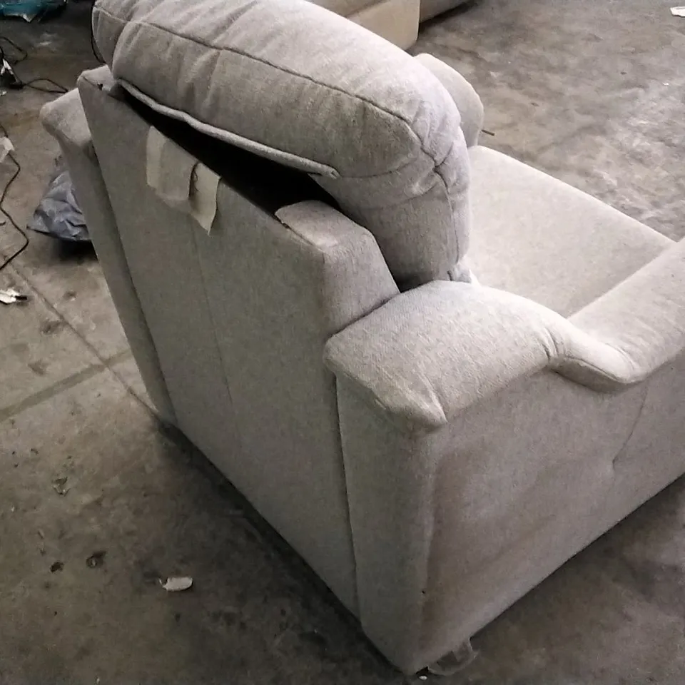 QUALITY BRITISH DESIGNED & MANUFACTURED G PLAN LIGHT GREY FABRIC ARMCHAIR 