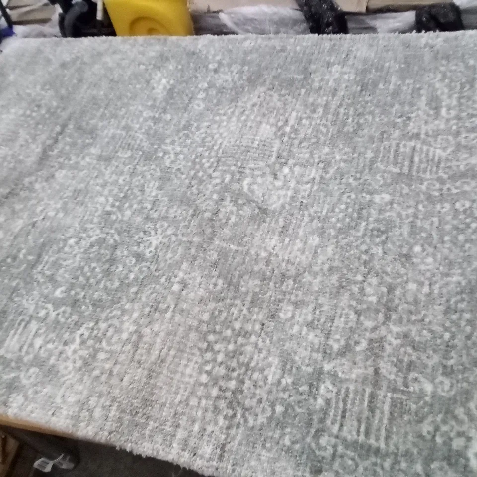 ISAM GREEN/GREY RUG