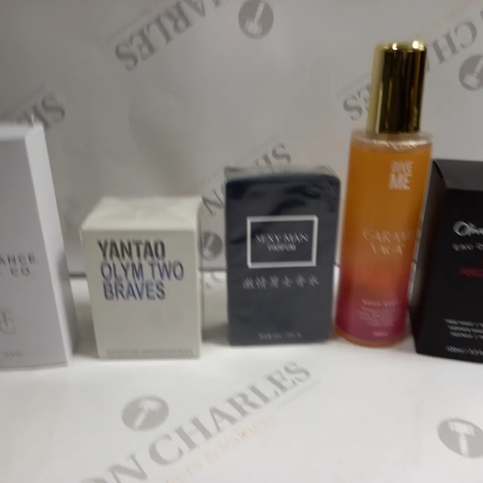 BOX OF APPROXIMATELY 10 ASSORTED FRAGRANCES TO INCLUDE OLIVER SWEENEY ARGENTO, CARAMEL VACAY BODY SPRAY, OLYM TWO BRAVES ETC