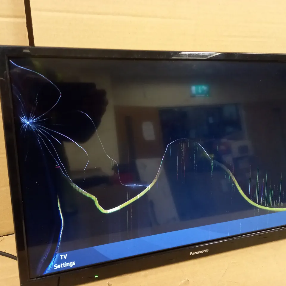 PANASONIC TX-24J330B 24" HD READY TV