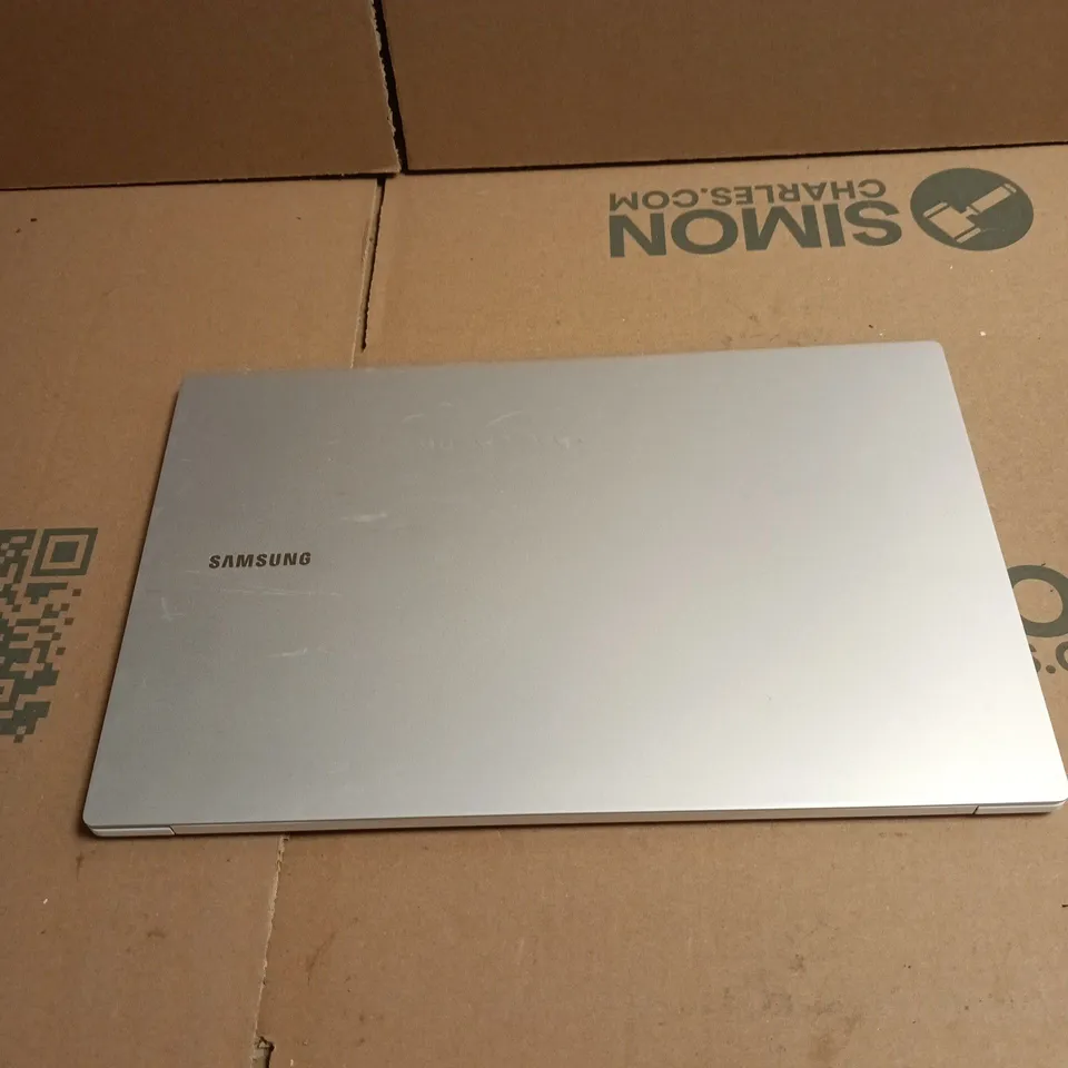 SAMSUNG GALAXY LAPTOP UNBOXED NO ACCESSORIES 
