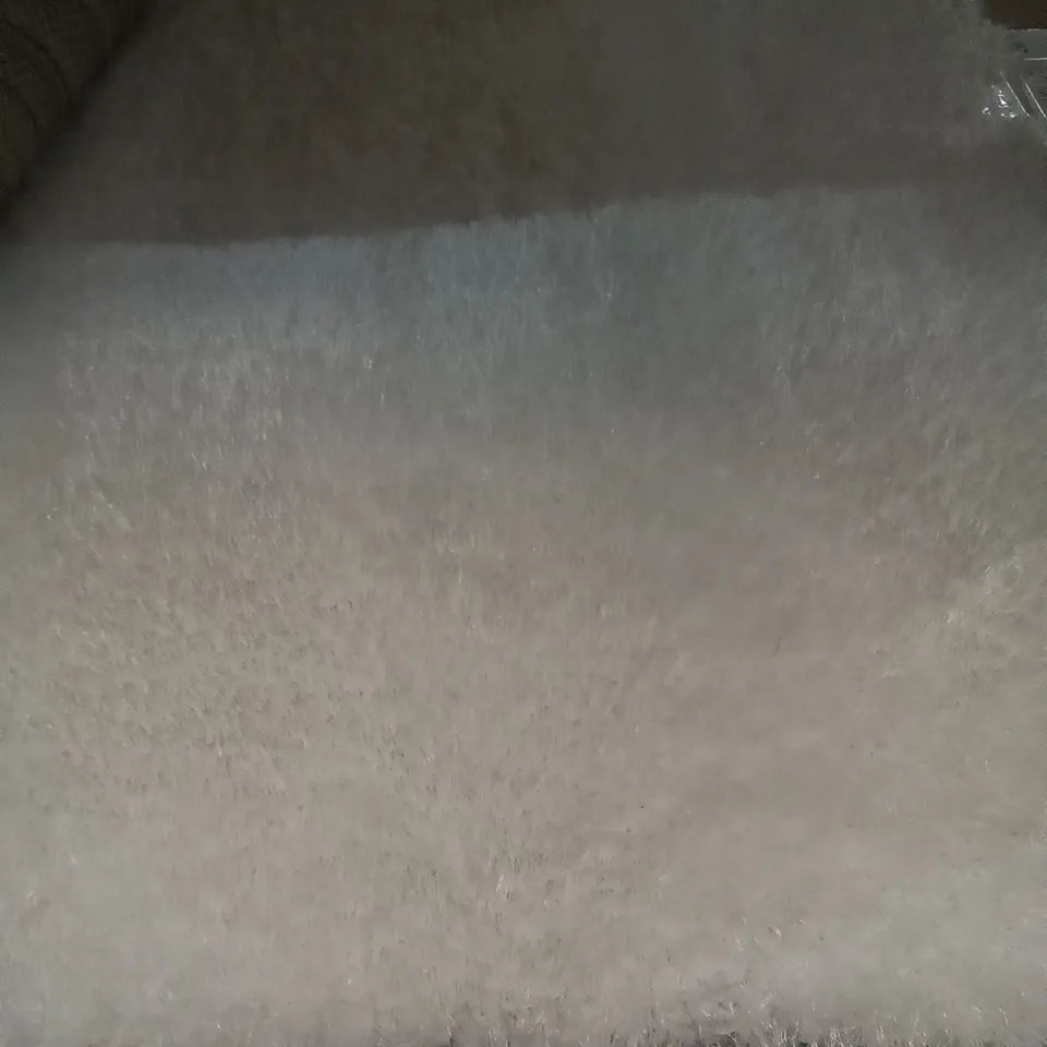 ERWIN SHAGGY WHITE RUG 80X150CM