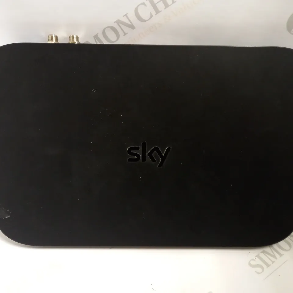 SKY Q SET TOP BOX - ES130